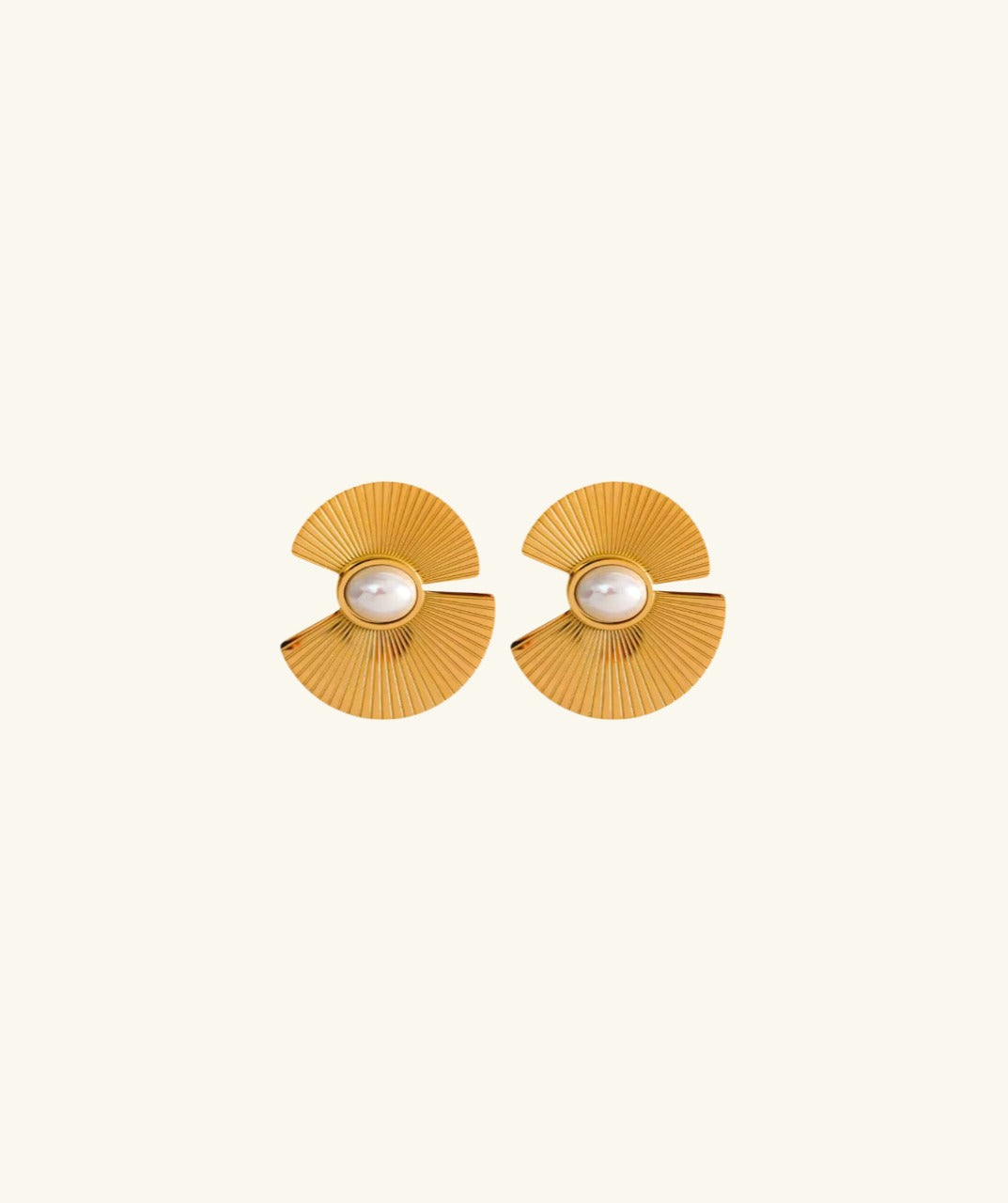 Fan Design Stud Earrings