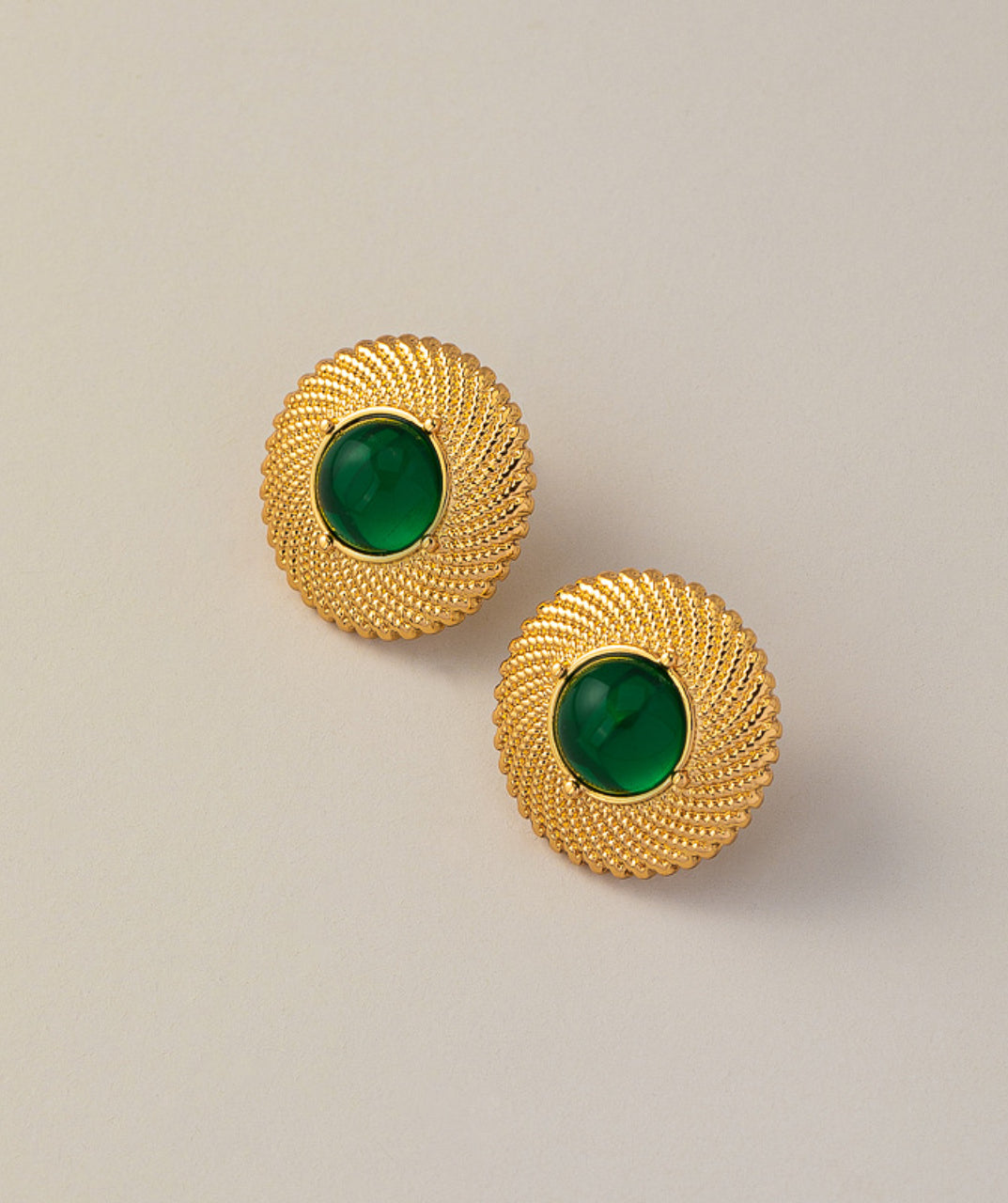 Vintage Elegance Stud Earrings