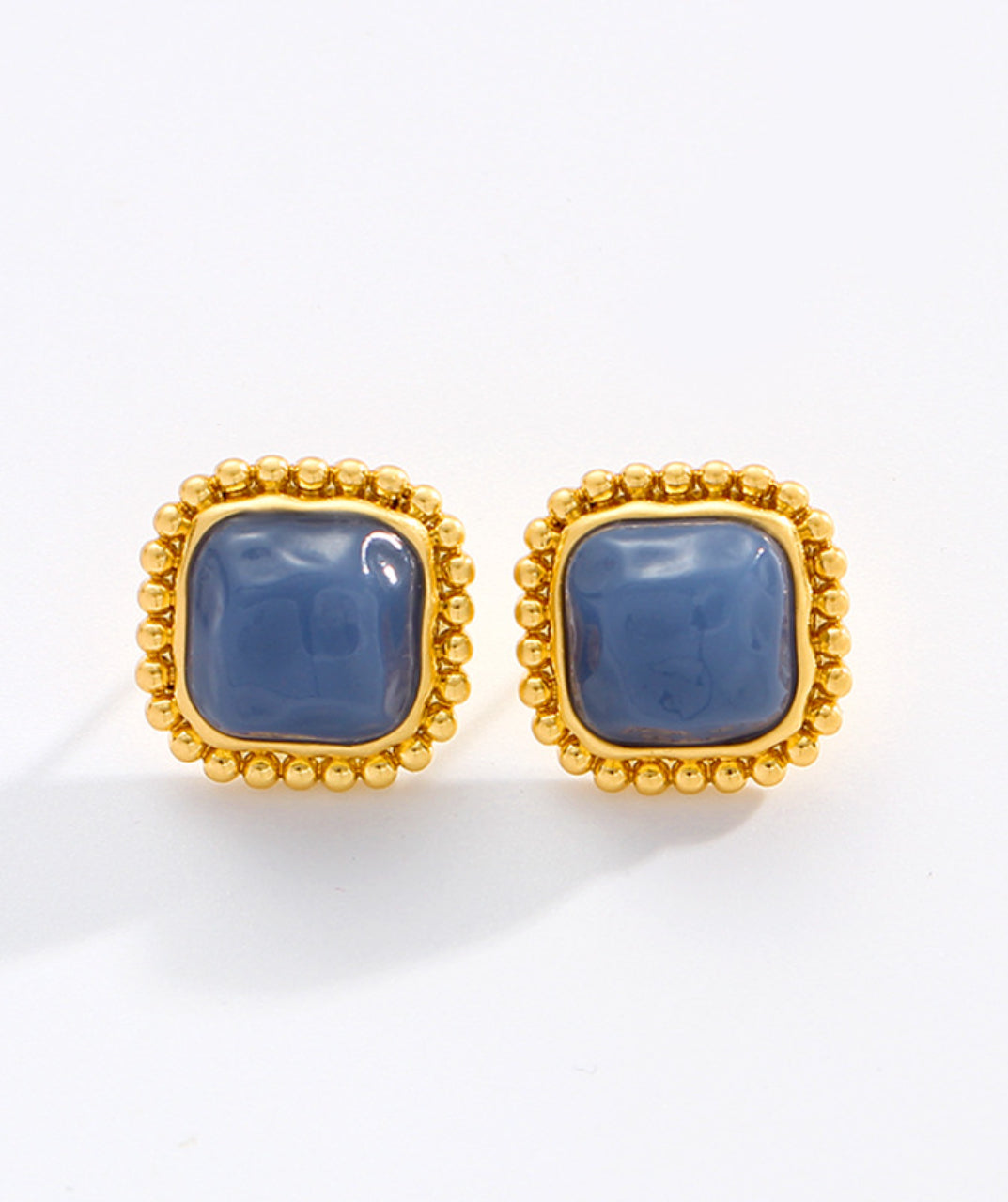 Elegant Vintage Stud Earrings