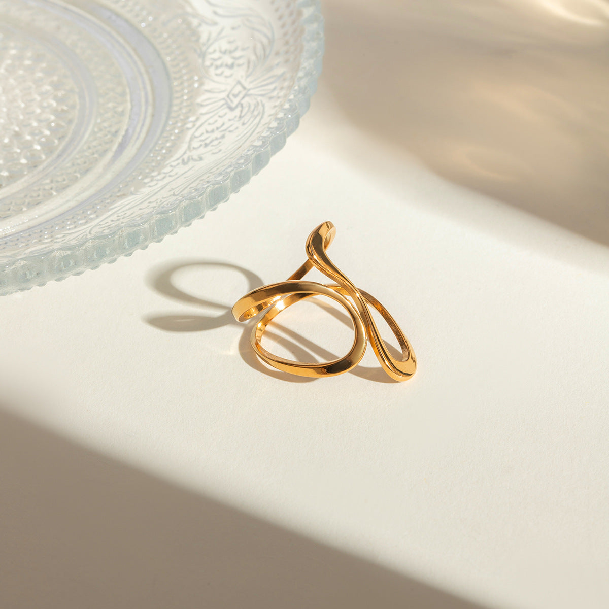 Line Design Statement Ring