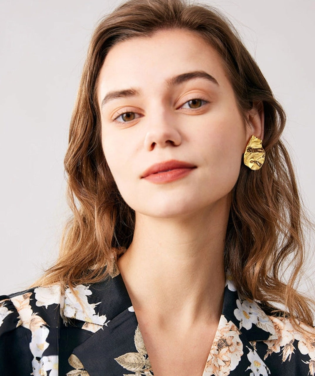 Pleated Stud Earrings