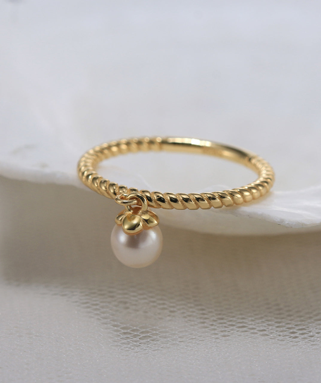 Twist Pearl Stackable Ring