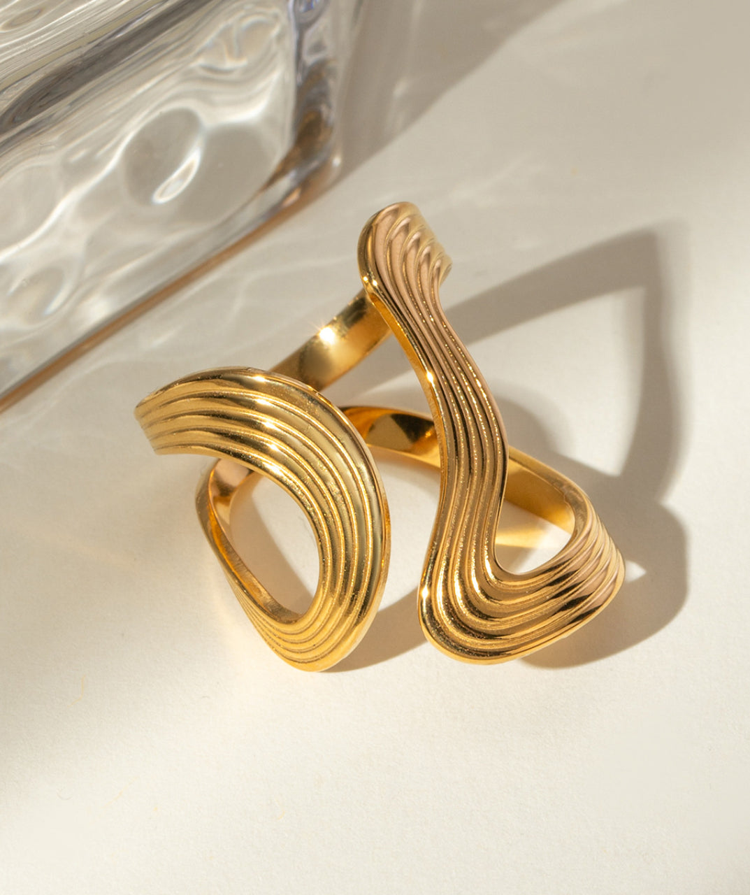 Asymmetric Line Statement Ring