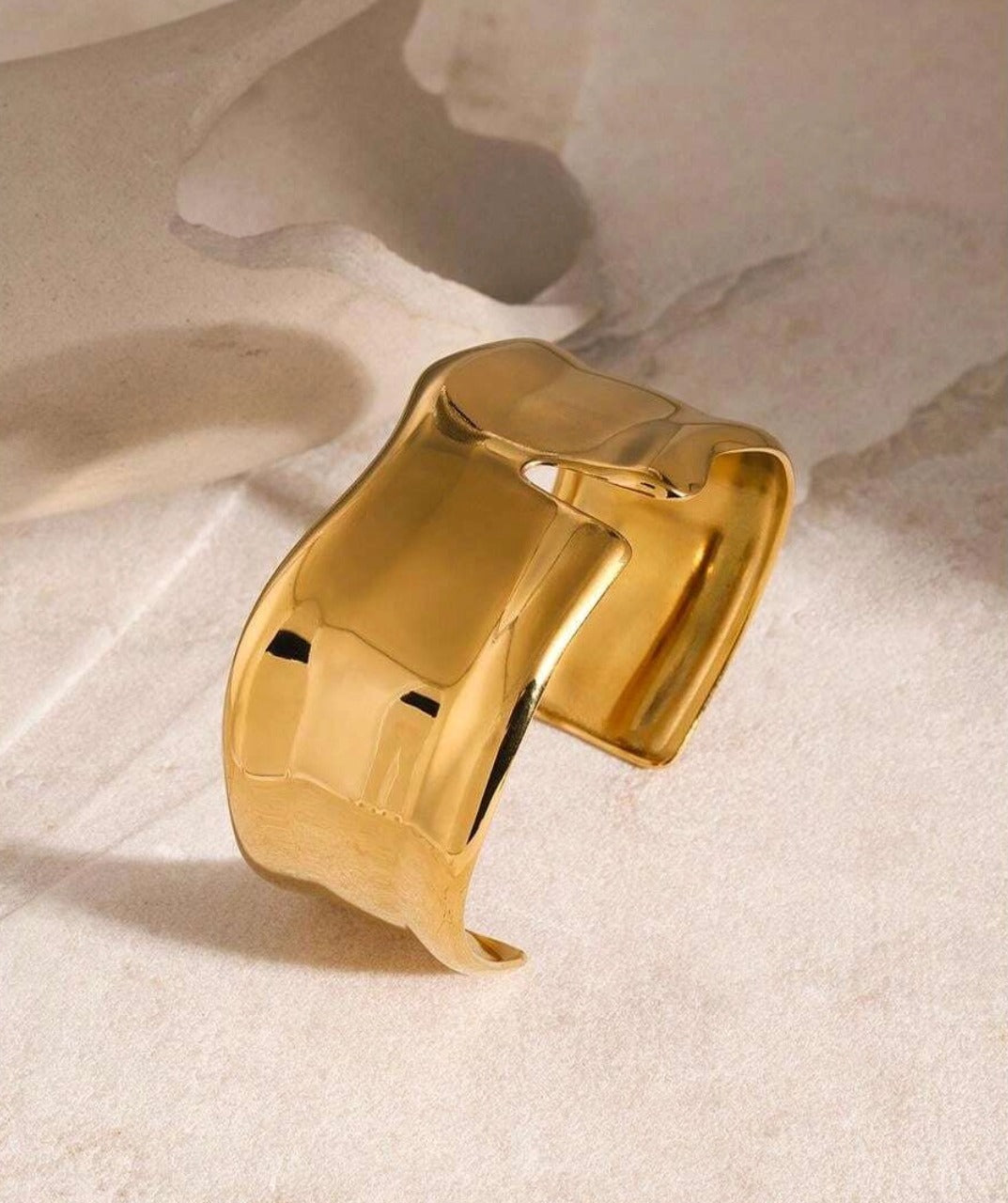 Polished Gold Cuff