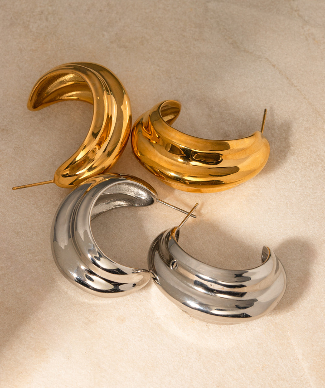 Elegant Gold Hoop Earrings