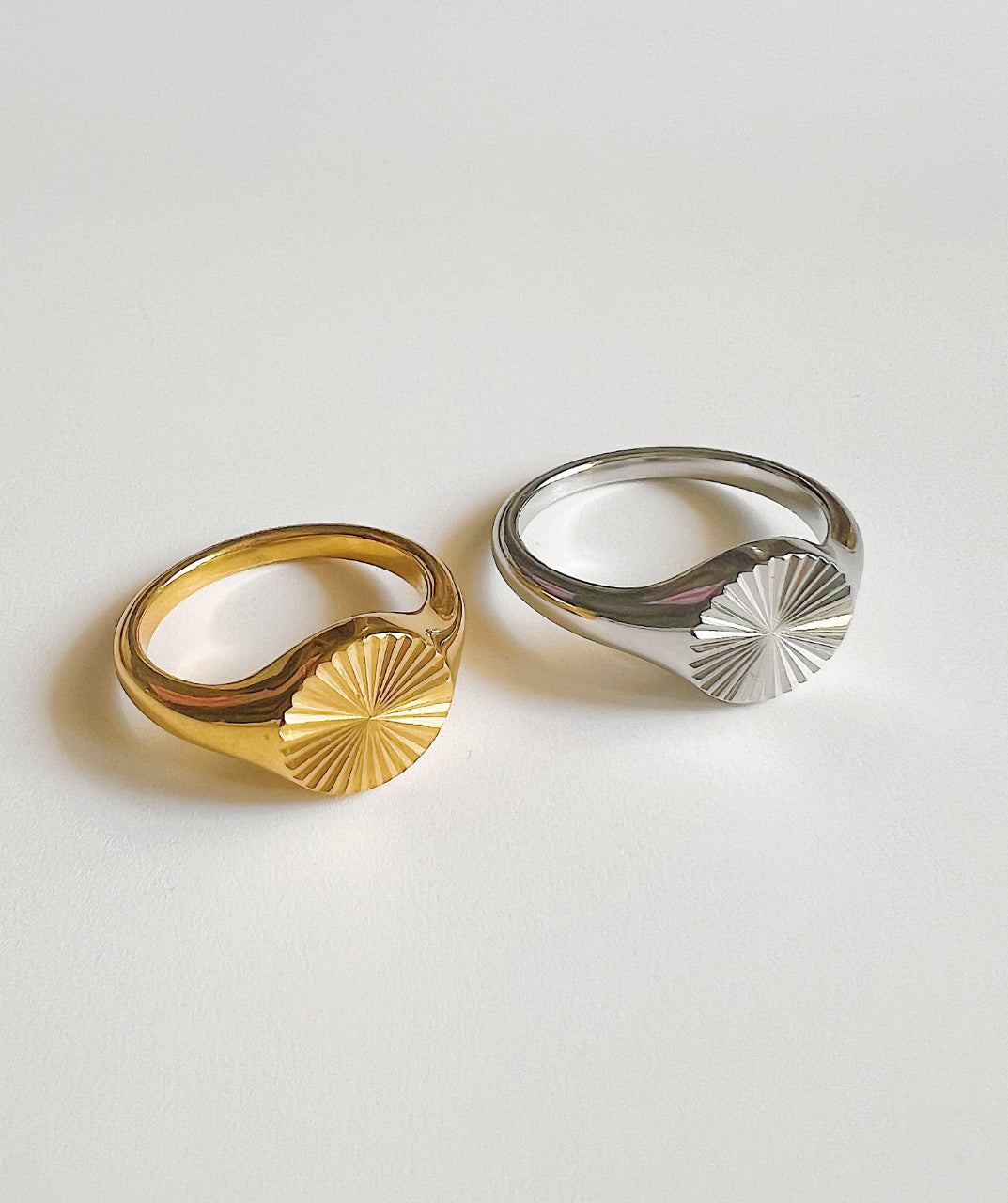 Wave Texture Signet Ring